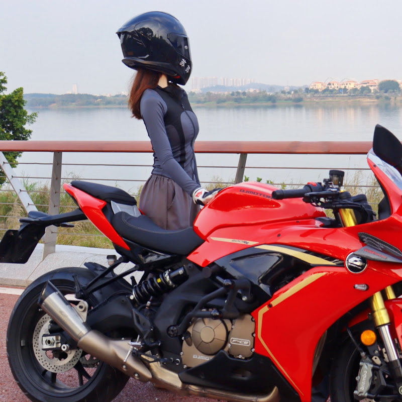 苏苏老师🏍
