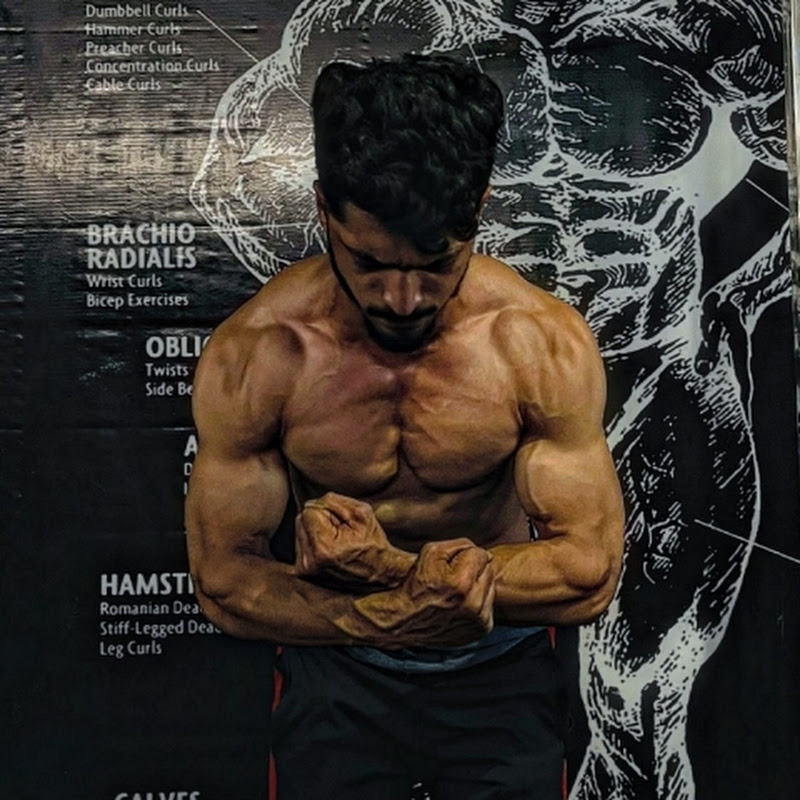 FITNESS FREAK - ADONIS