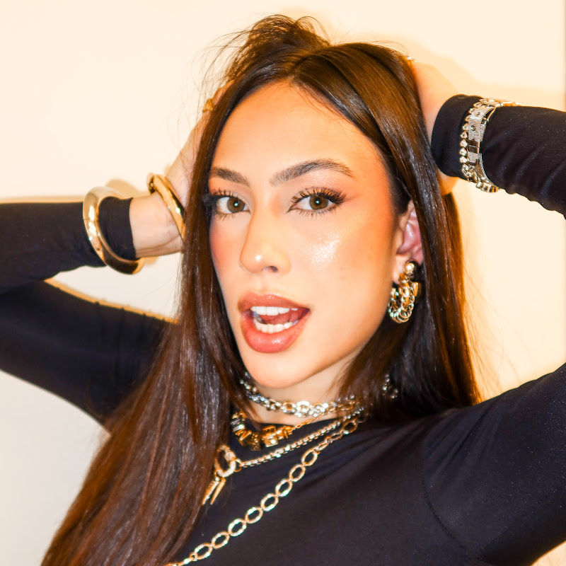 Mari Souza ;)
