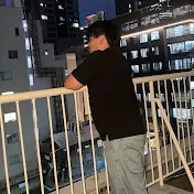 コマツ