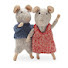 zTzwkGImnps-channel-avatar-Sam & Julia - The Mouse Mansion