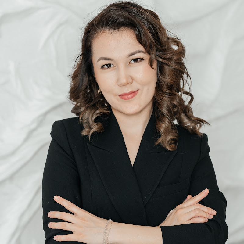 ҰБТ | GLUCOSE Биология–Химия | Әсел Молдабай Logo