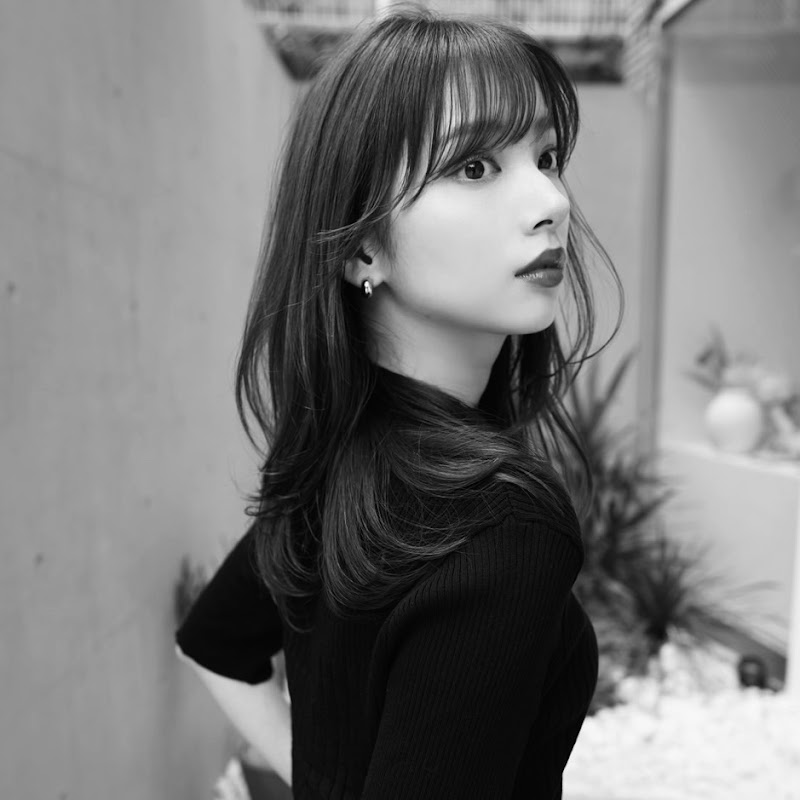 谷川菜奈です