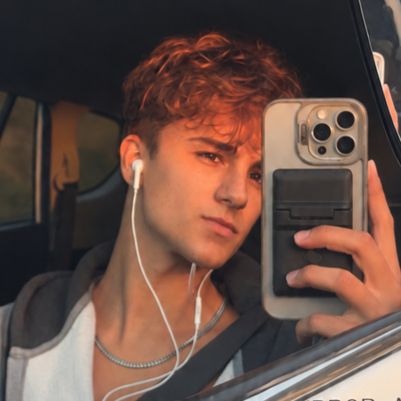 Max Rivers