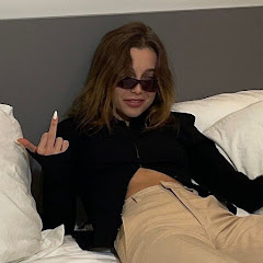 Emma Chamberlain BR 