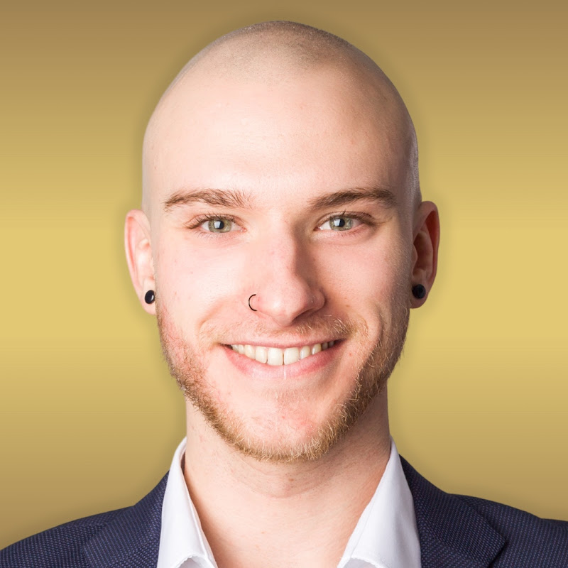 Nick Vazquez 
