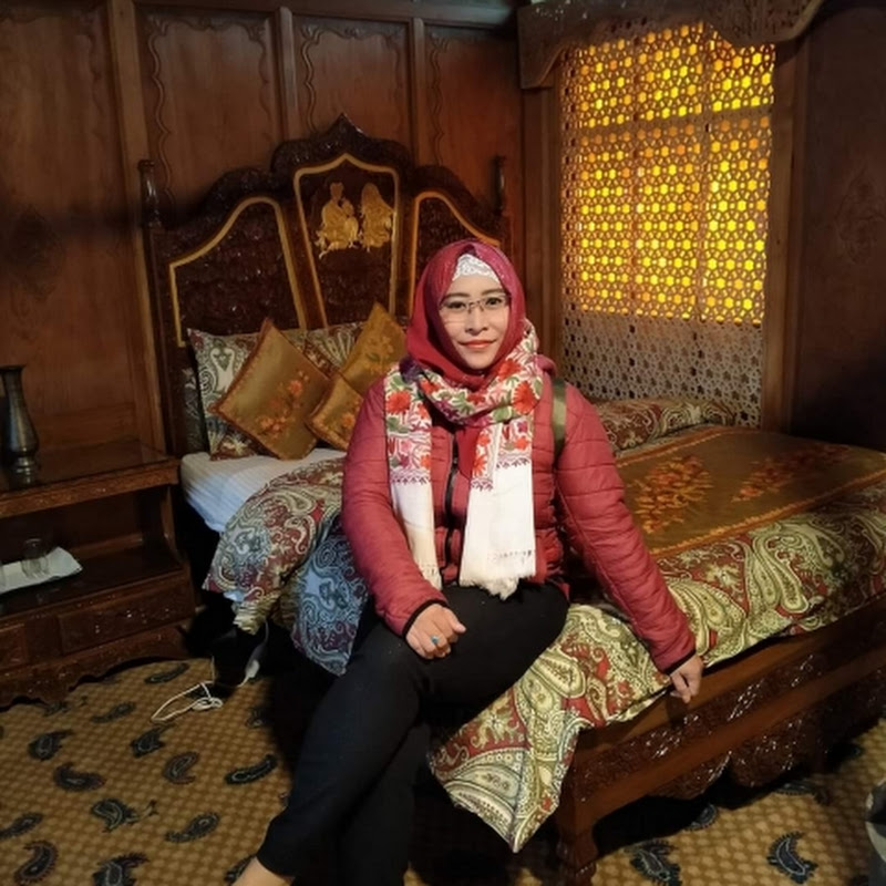 azizah salimah