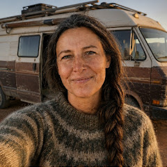 June Barrett Van Hacks y 2 más