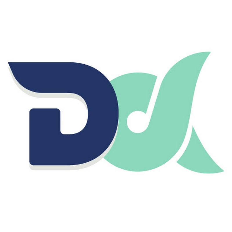 DevOps Pro English Logo