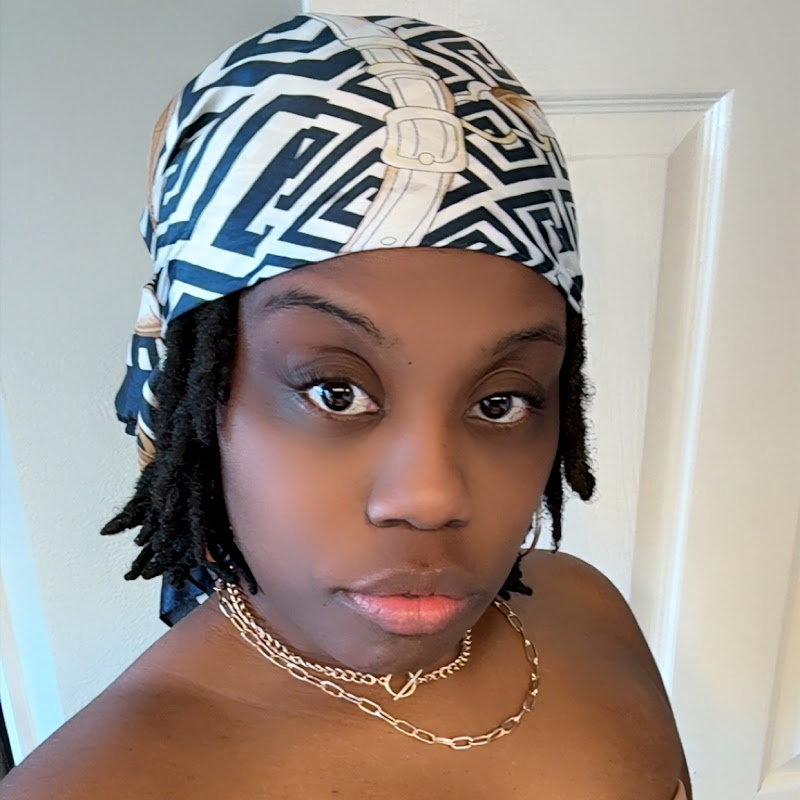 VallieLyfeVlogs
