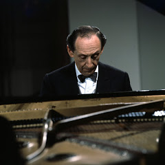 Vladimir Horowitz - Topic