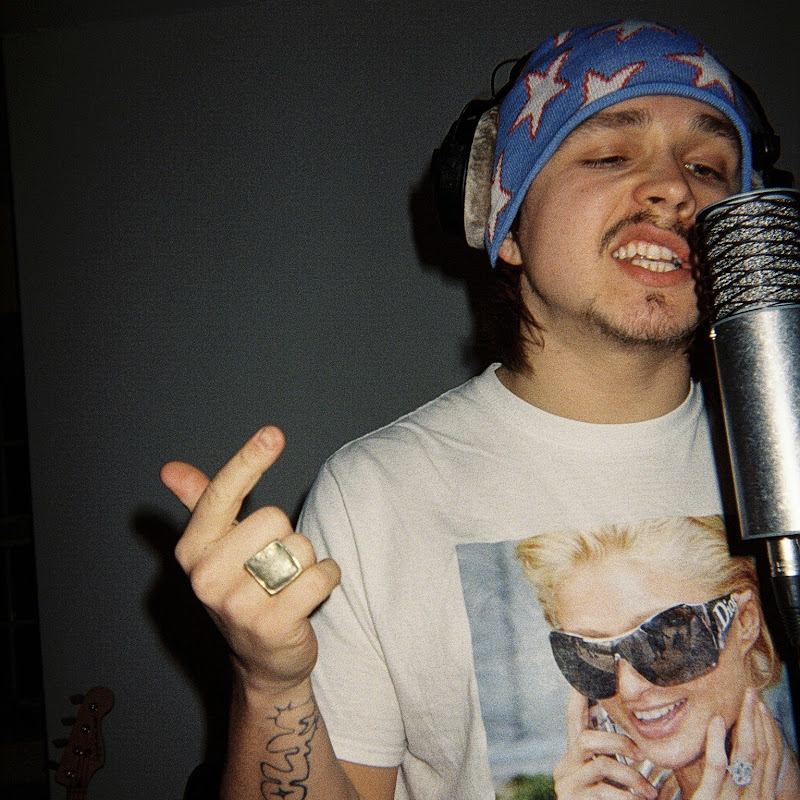 OliverMalcolmVEVO