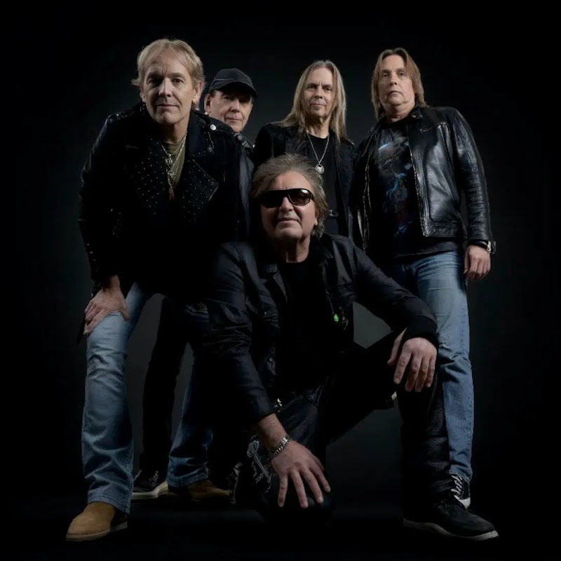 Honeymoon Suite