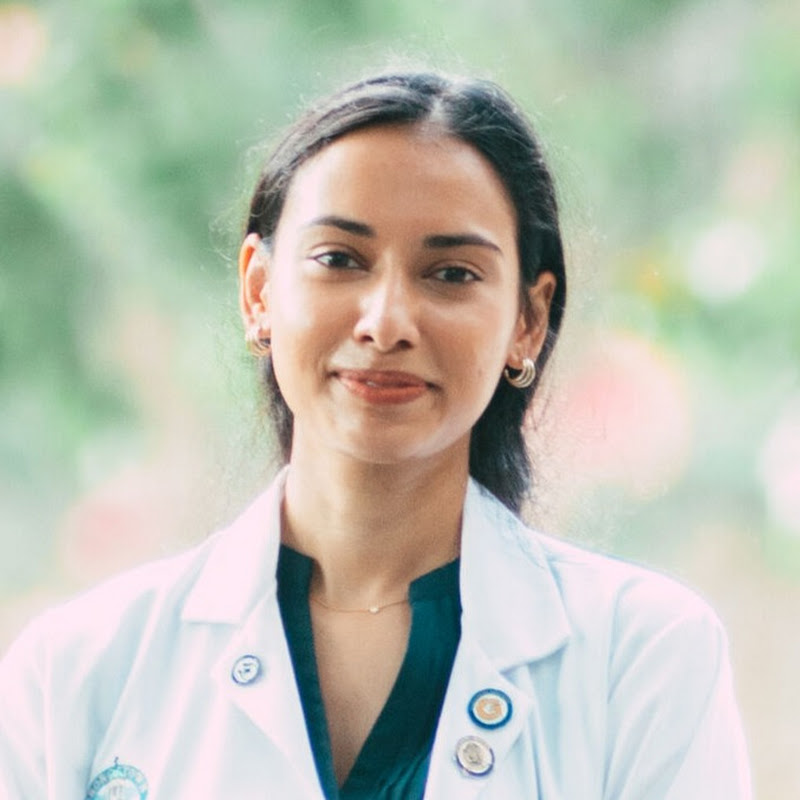 Monika Bapna - Medical Student