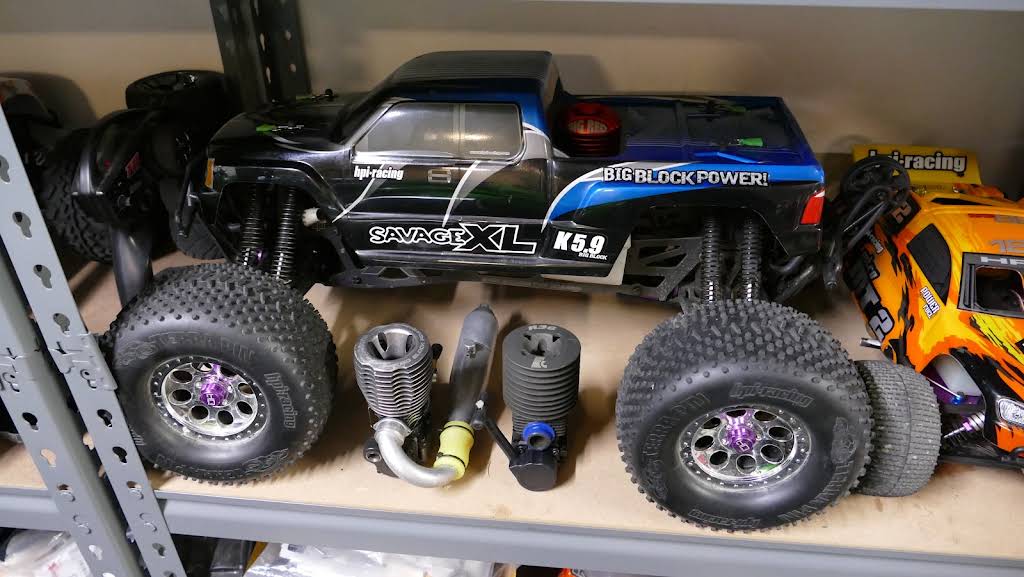 HPI Savage XL K5.9 with Dynamite Big Red .28 - YouTube