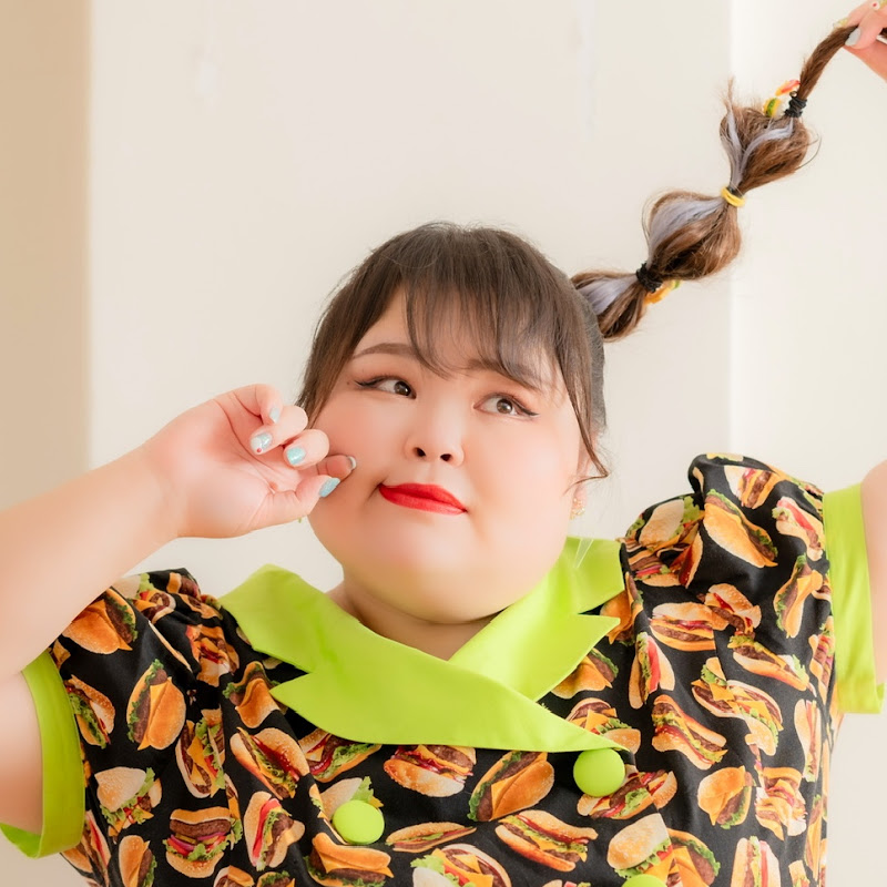 しおたん__鈴木詩織のサムネイル