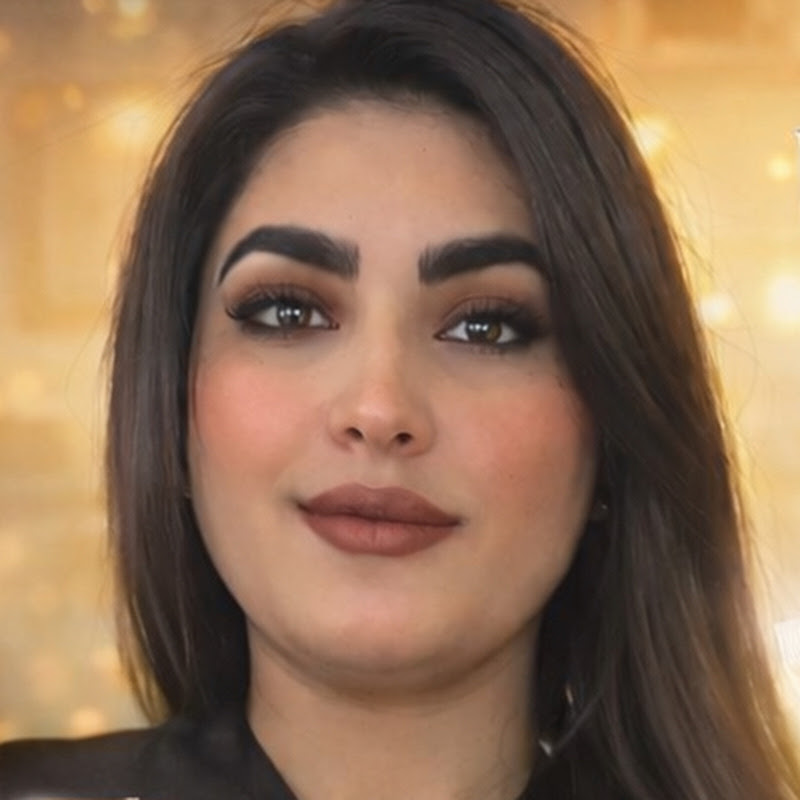 Hasna Deborah محاسين حسناء 