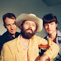 RiTTUCQFqdc-channel-avatar-Big Thief