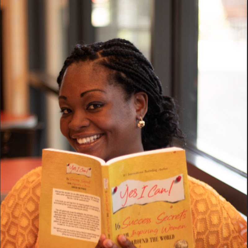 Onyinye Anike | Digital Marketing Mom