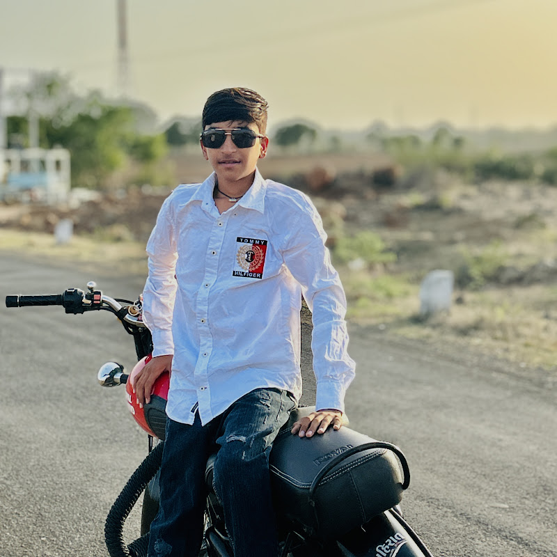 Dhavlo the comedy man 