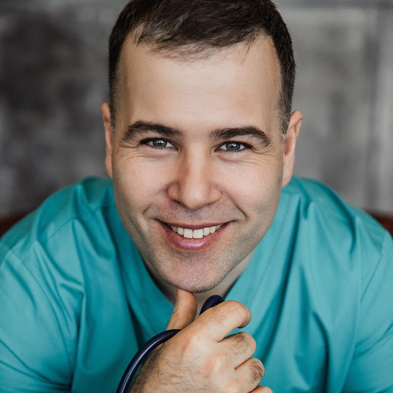 Педиатр | Рустам Самигуллин Logo