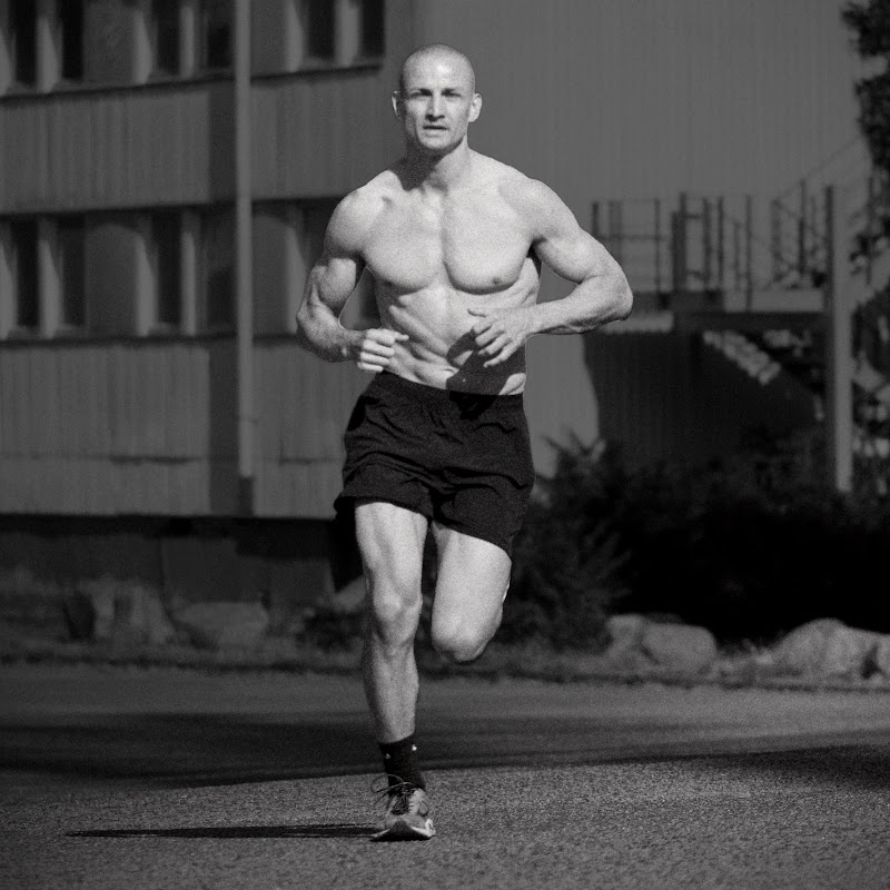 Cream Fitness