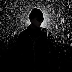 NEWLIGHTCHILD - Topic