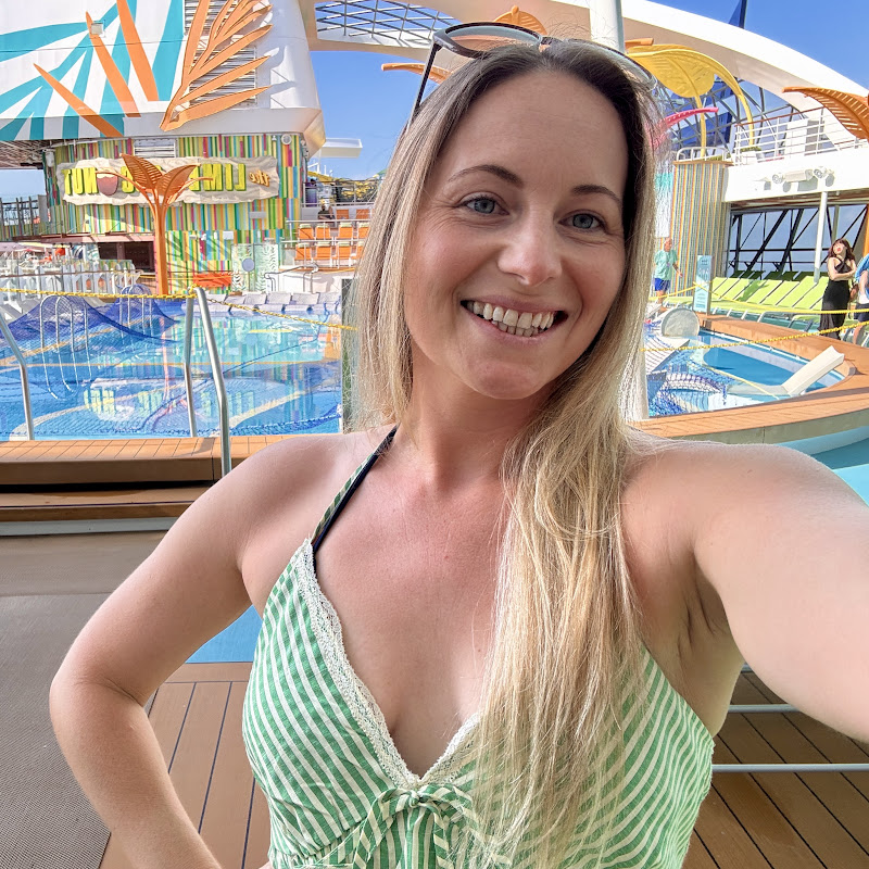 Rachel / Travel Agent