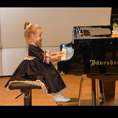 Nicole Bresciani net worth