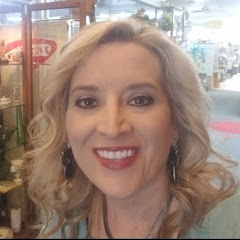 Garnet Girl Vintage Avatar