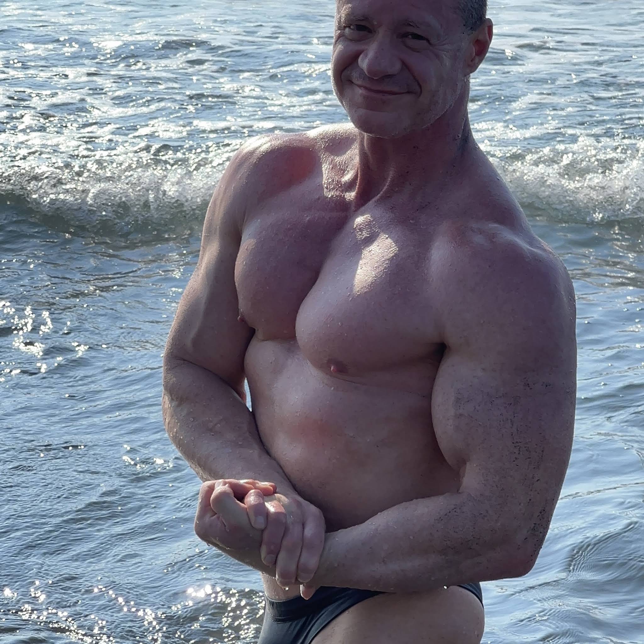 Post from Bodybuilder Scott