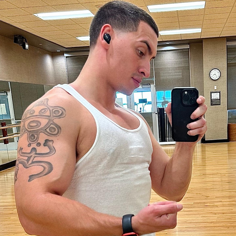alex nova