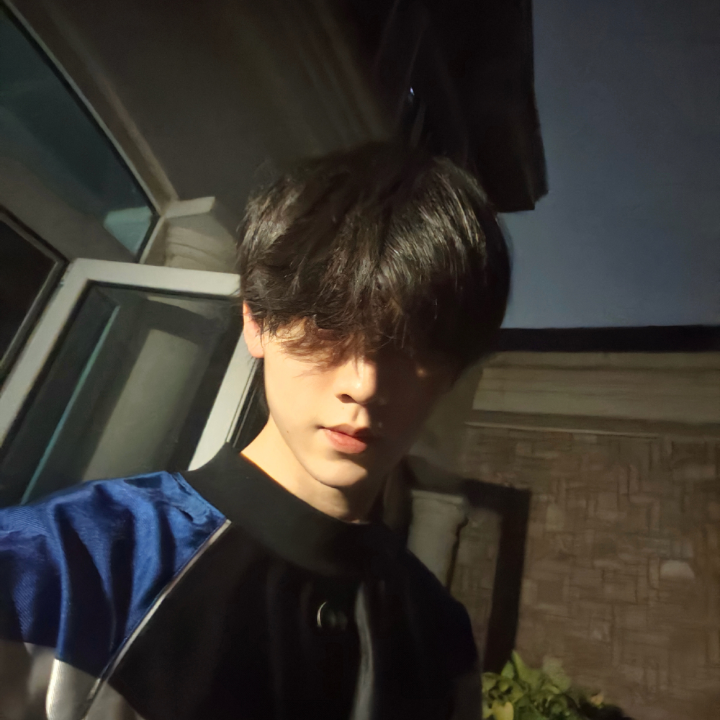 TOP 登陆少年 组合 左航 2SIDES 写真集 トレカ Post from TOP登陆少年-左航⁰⁵²² - YouTube