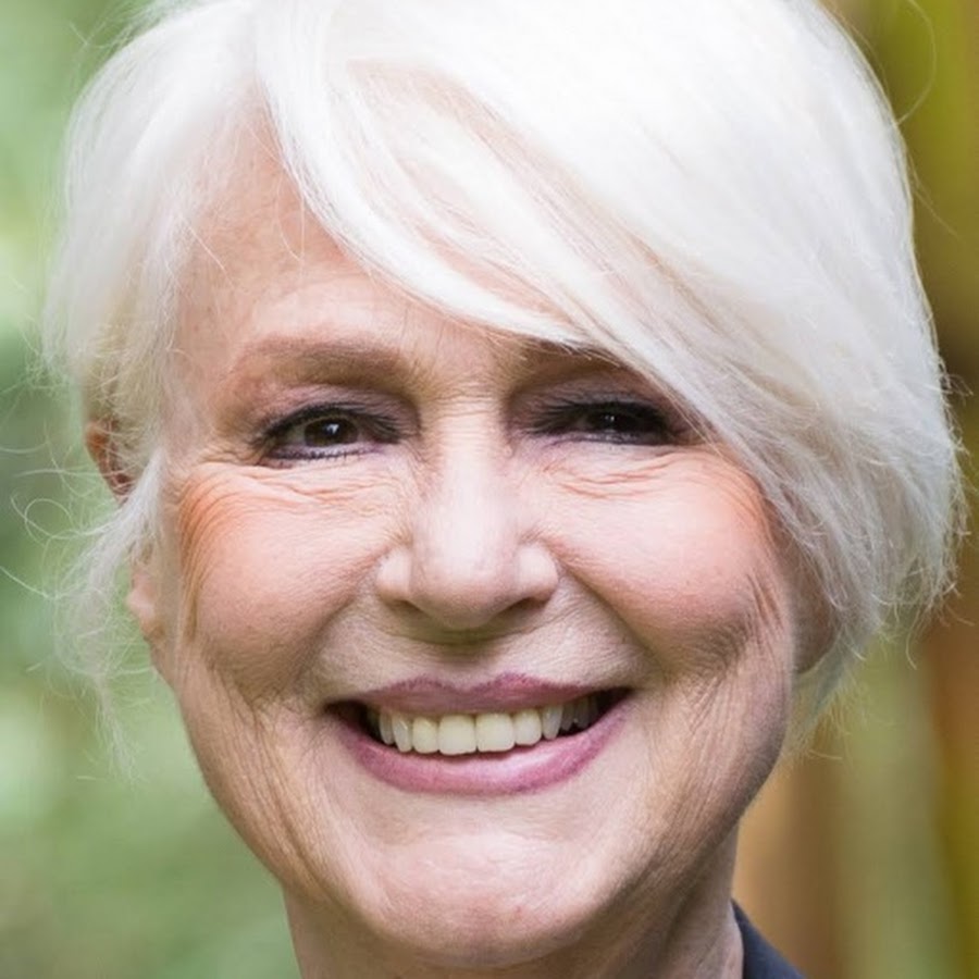 Loretta Goggi Topic YouTube