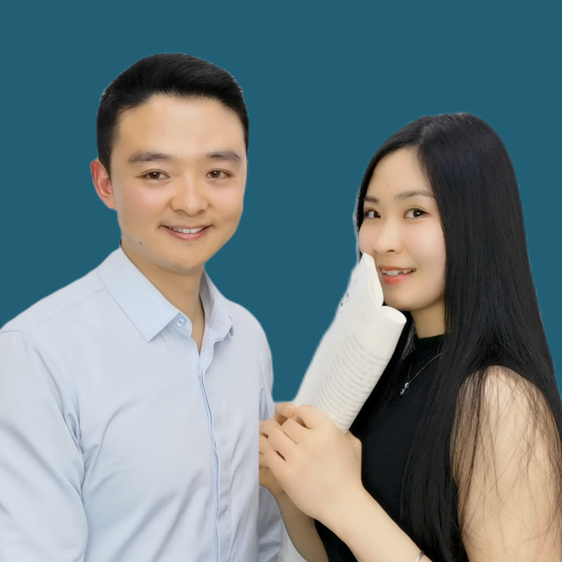 Andy and Sarah Mandarin Logo