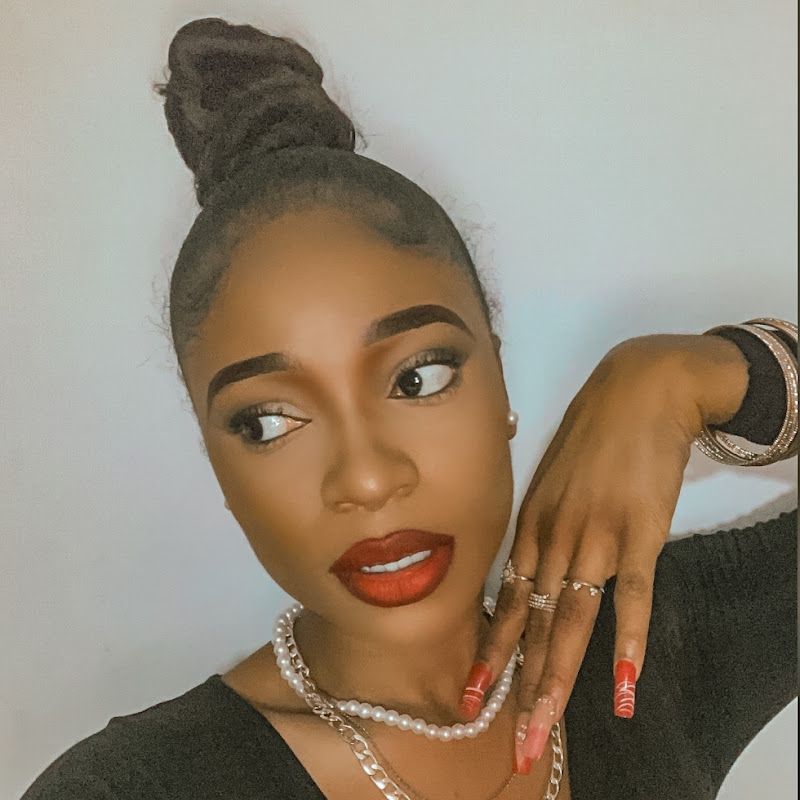 Stephanie Bishop Logo