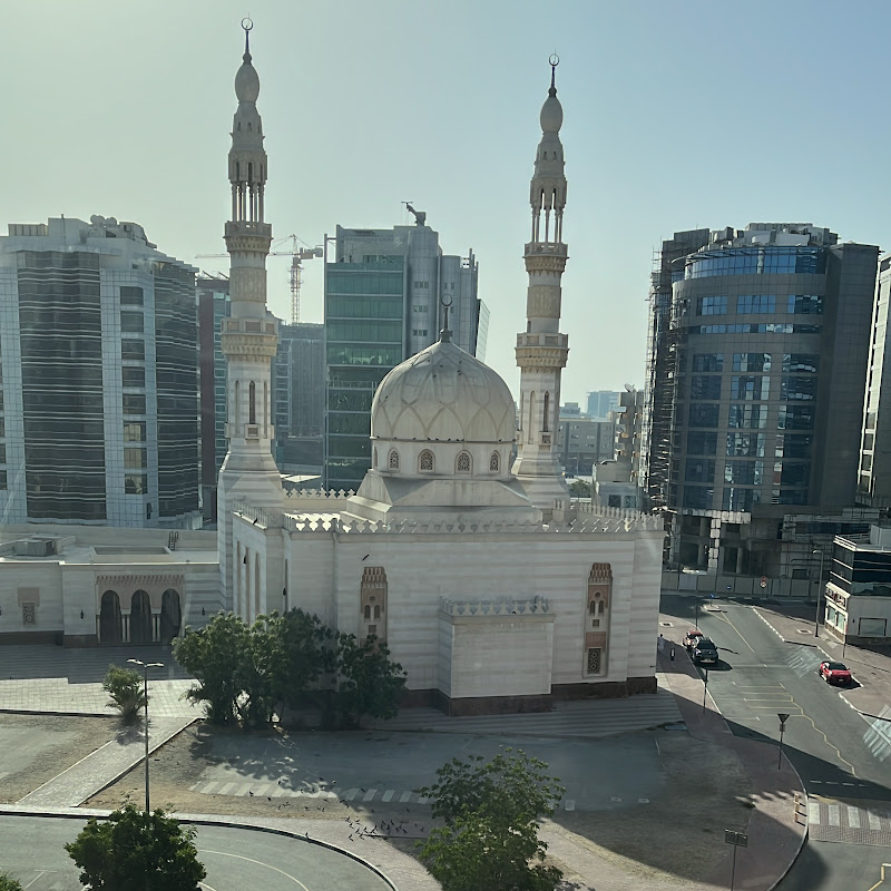 Mona khan All In One