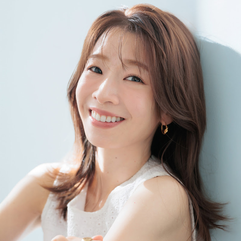 石井亜美AmiIshiiのサムネイル