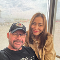 Thai Girl Gift & Foreigner Joe Avatar