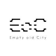 Empty old City - Topic