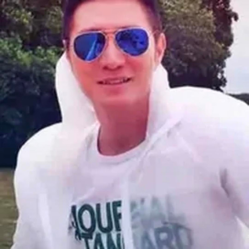 行走世界的北京老刘 Logo