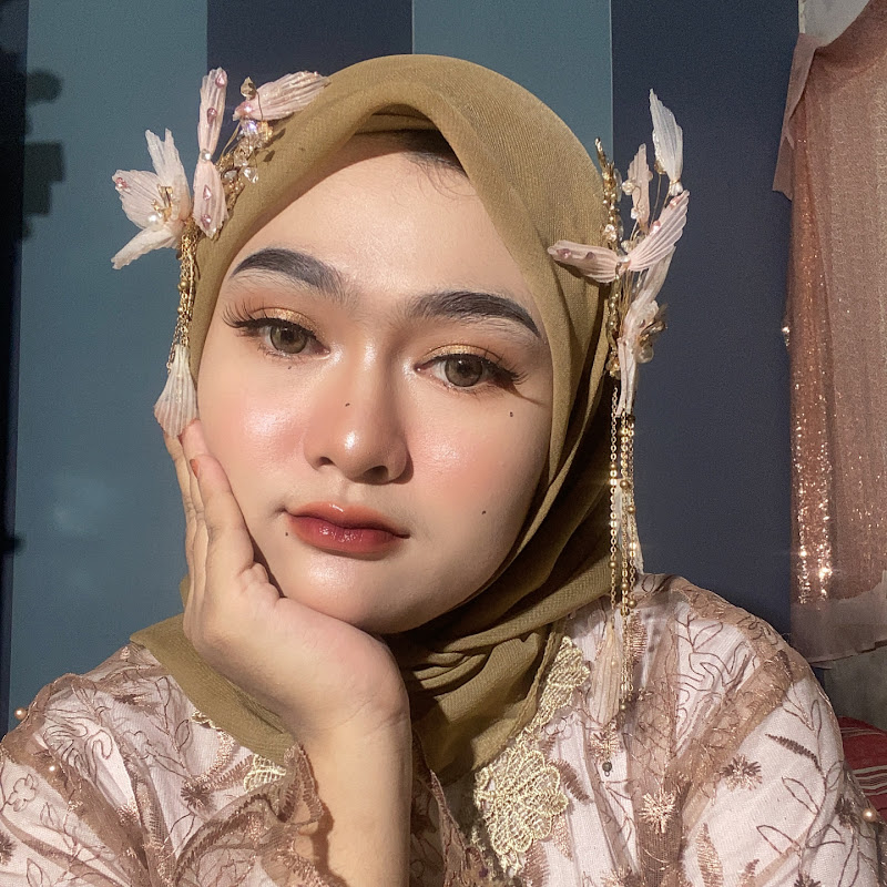 ALFIANI MAKEUP