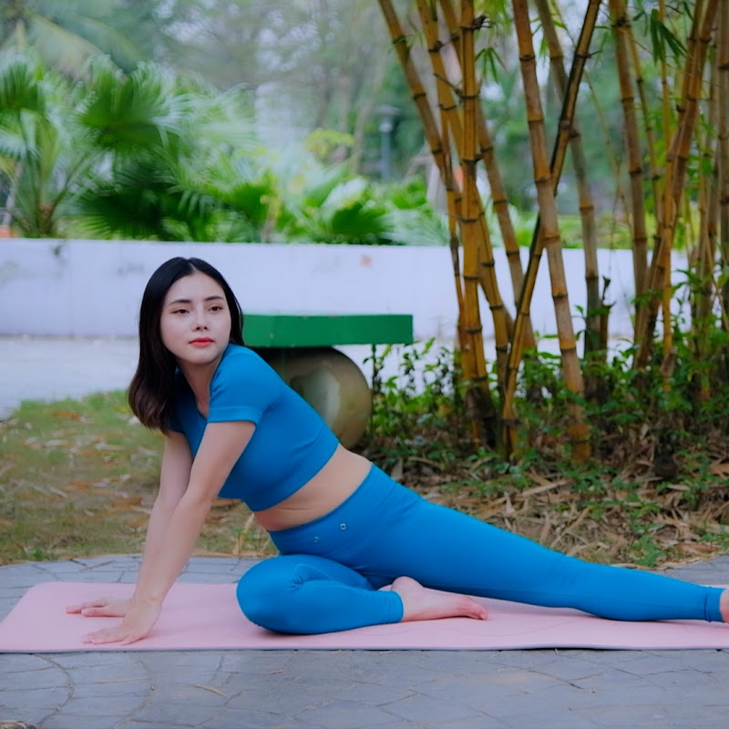 Emma Yoga
