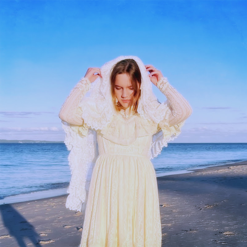 Amélie Farren