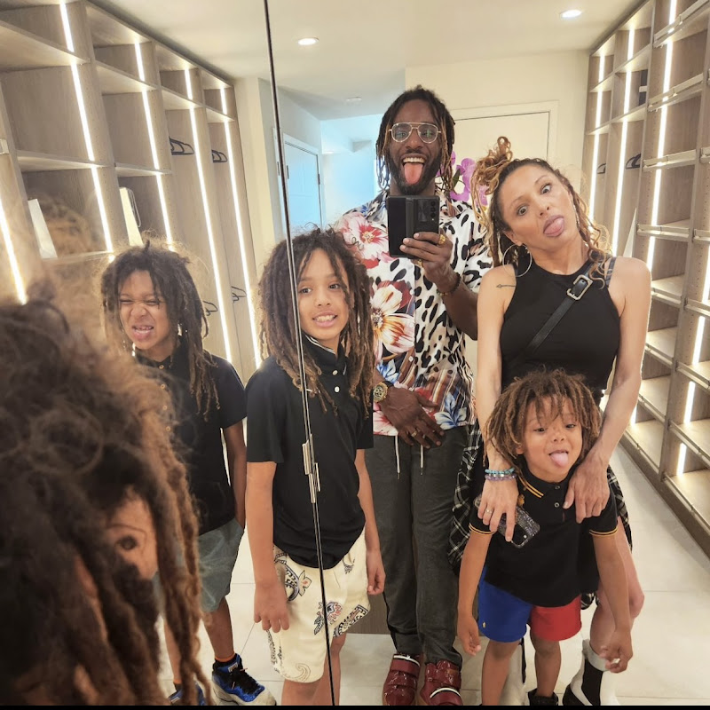 Thee Family T