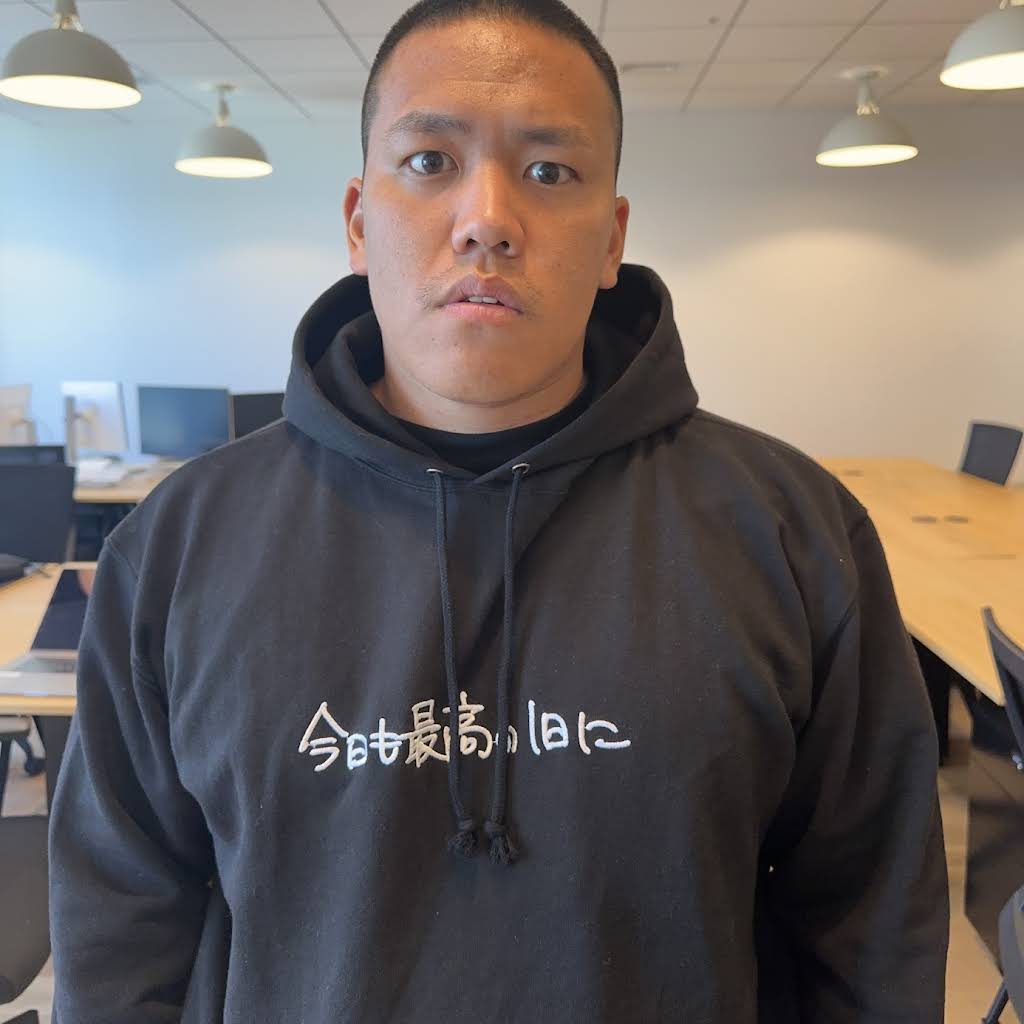 「今日も最高の１日に」パーカー　AKIOBLOG 限定シール付 今日も最高の1日に」パーカー AKIOBLOG 限定シール付