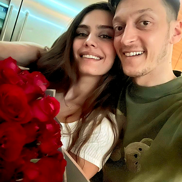 mesut ozil wife - Ilustrasi 3