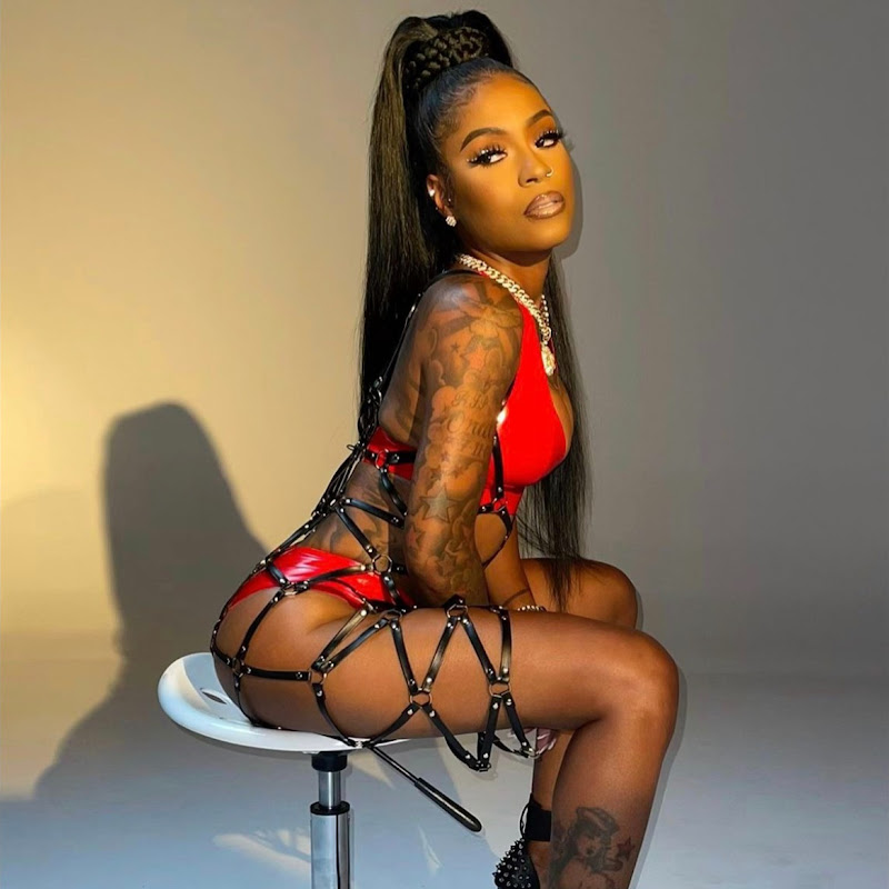 HoodCelebrityyVEVO
