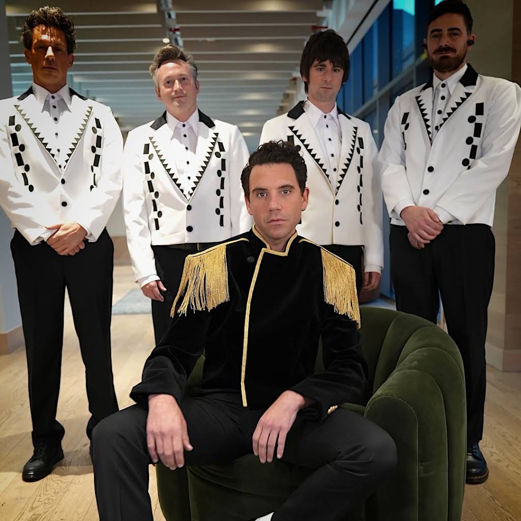 MIKA - YouTube