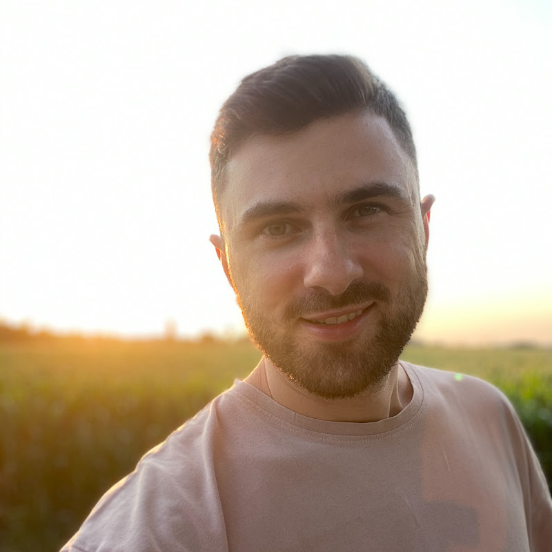 Виталий Мирошниченко